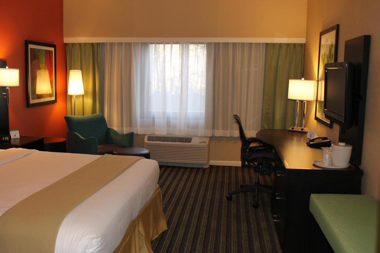 Holiday Inn Express Princeton Southeast, An Ihg Hotel Plainsboro Esterno foto