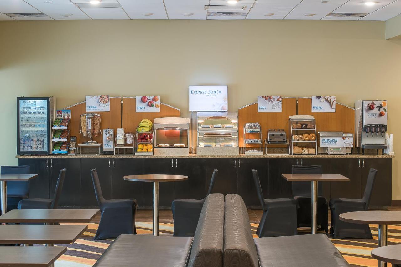 Holiday Inn Express Princeton Southeast, An Ihg Hotel Plainsboro Esterno foto